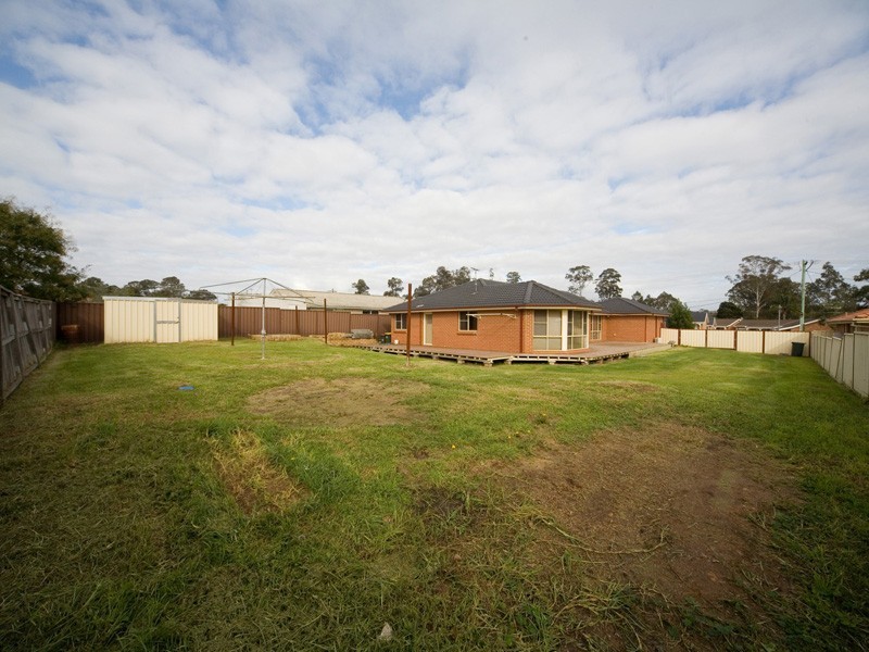16 Abelia Street, Tahmoor NSW 2573