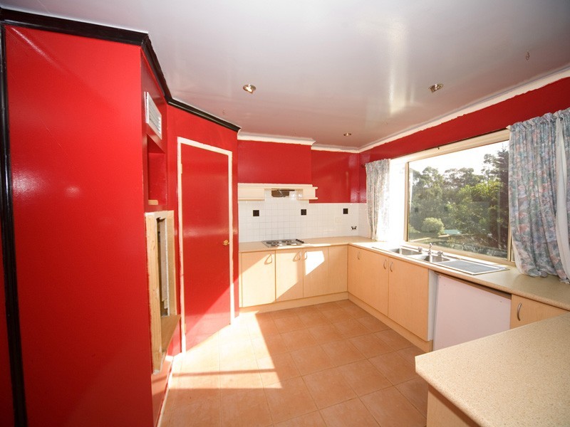 17a Westbourne Avenue, Thirlmere NSW 2572