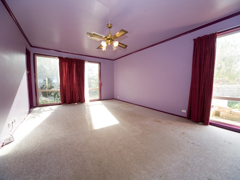 17a Westbourne Avenue, Thirlmere NSW 2572