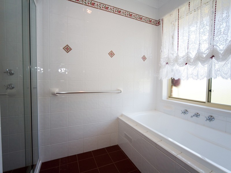 131 Silica Rd, Bargo NSW 2574