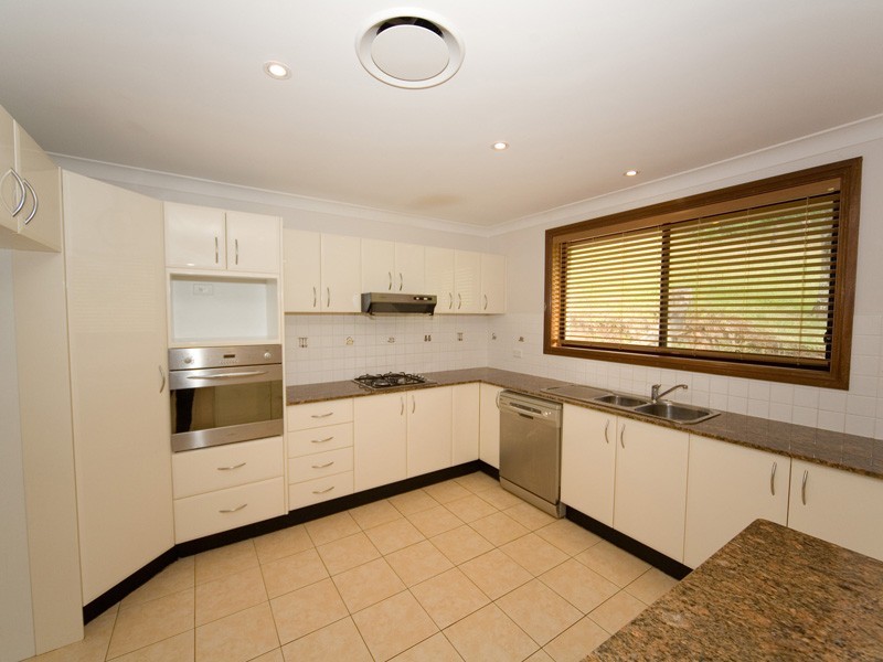 18 The Grange, Picton NSW 2571