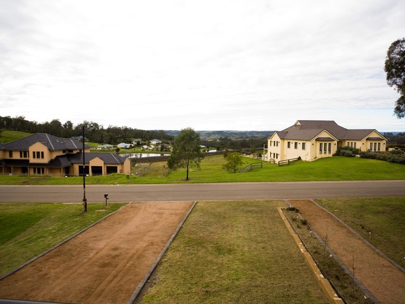 18 The Grange, Picton NSW 2571