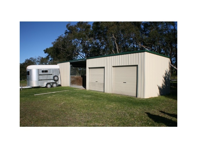 105 Boundary Road, Thirlmere NSW 2572