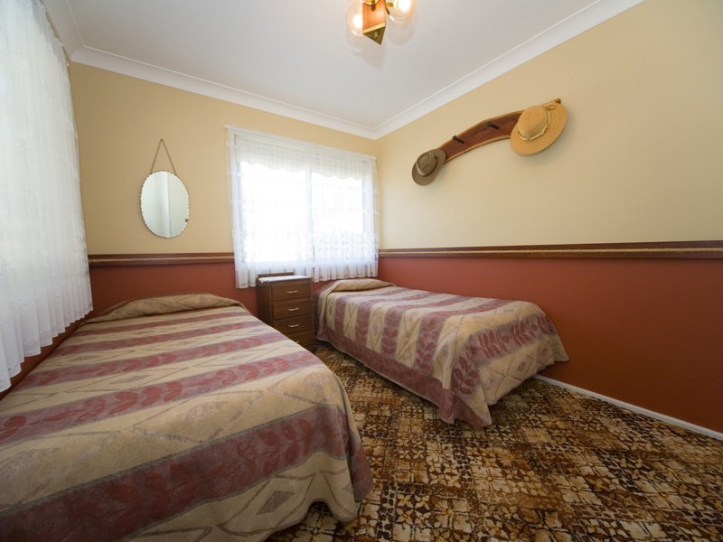 16 Hill Street, Picton NSW 2571