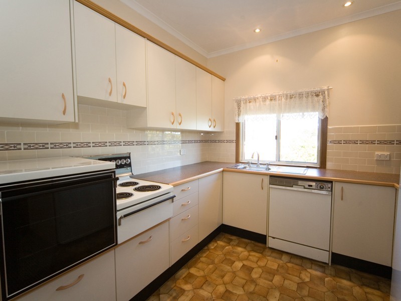 16 Hill Street, Picton NSW 2571