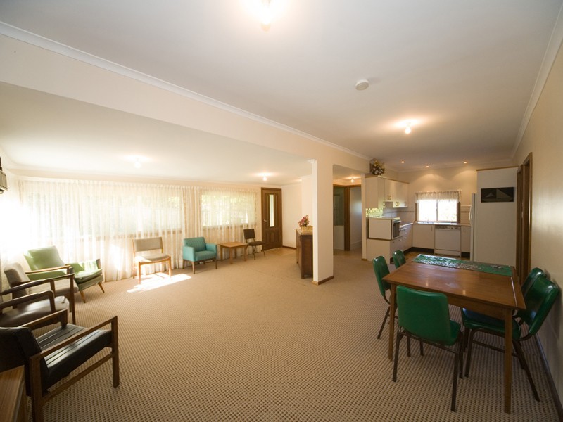 16 Hill Street, Picton NSW 2571