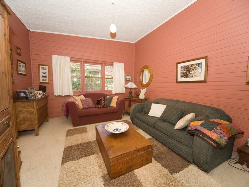 80 Westbourne Avenue, Thirlmere NSW 2572