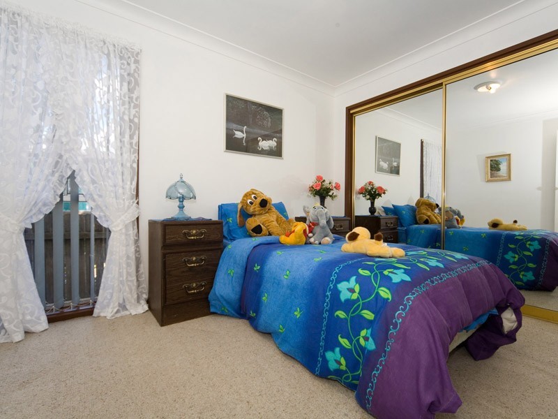99 Remembrance Dr, Tahmoor NSW 2573