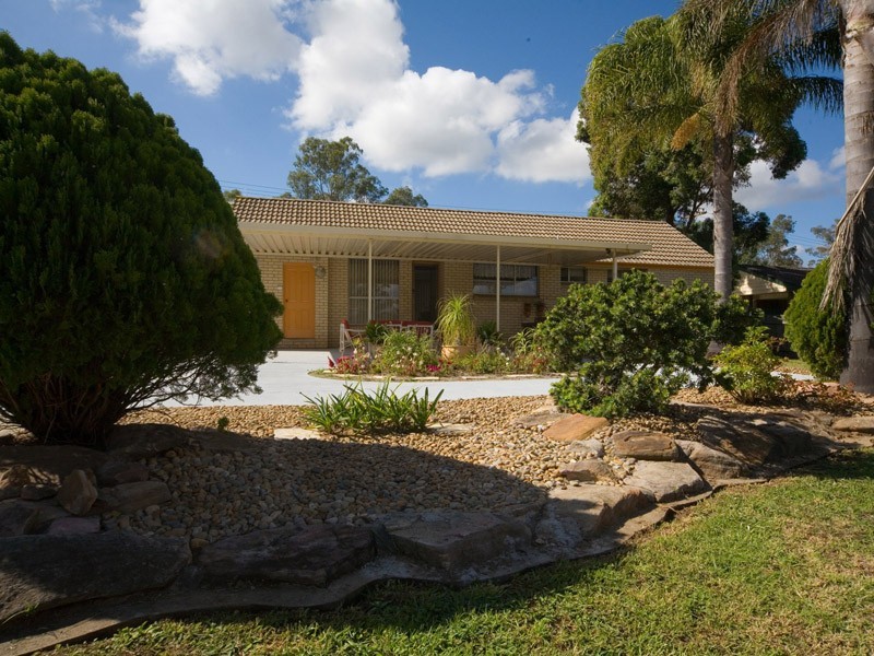 99 Remembrance Dr, Tahmoor NSW 2573