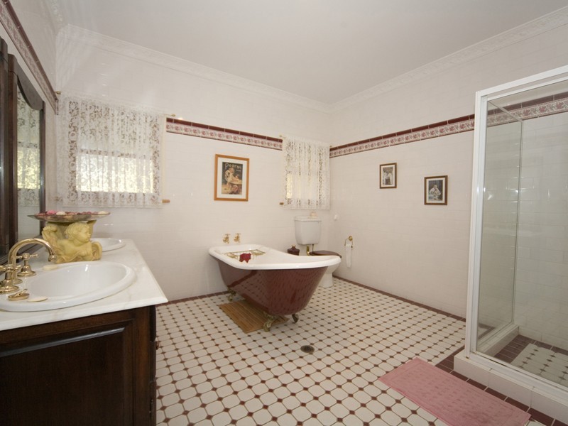 1 The Ironbarks, Picton NSW 2571