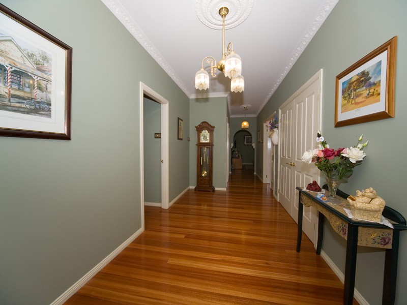 1 The Ironbarks, Picton NSW 2571