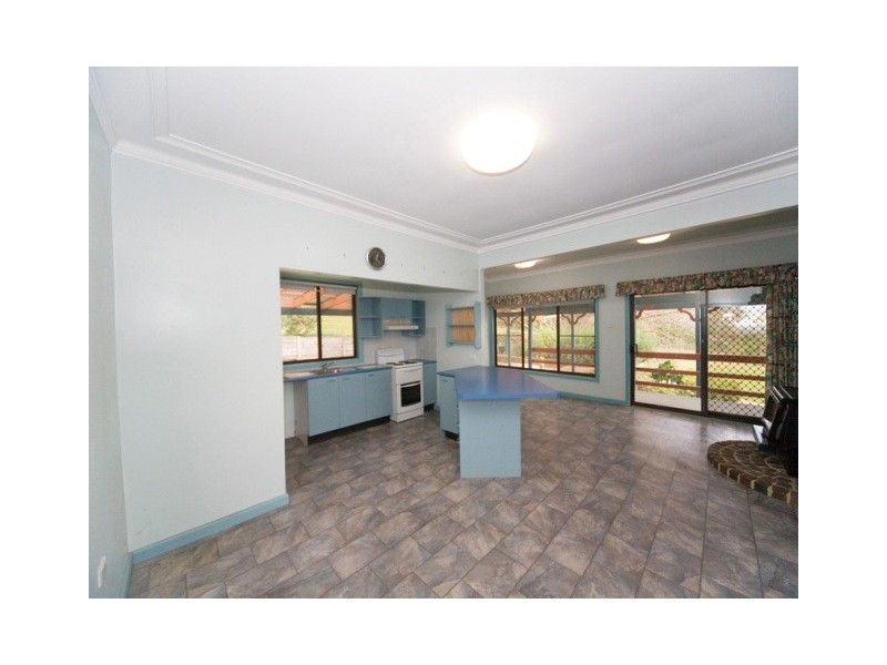 20 Innes Street, Thirlmere NSW 2572