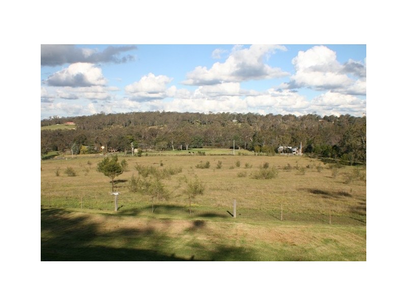 20 Innes Street, Thirlmere NSW 2572