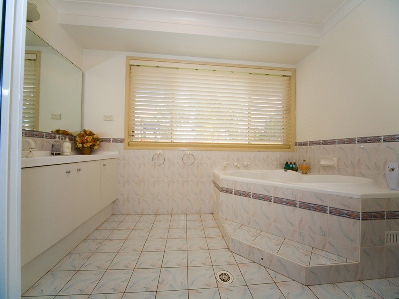 35 Aitken Street, Lakesland NSW 2572