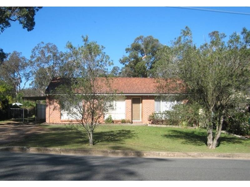 8 Rita Street, Thirlmere NSW 2572