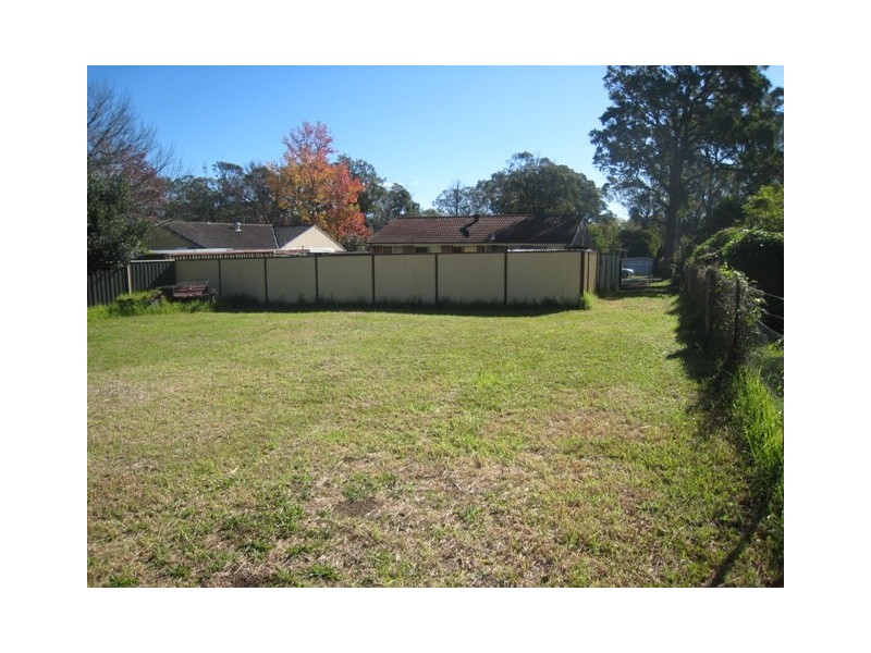 8 Rita Street, Thirlmere NSW 2572