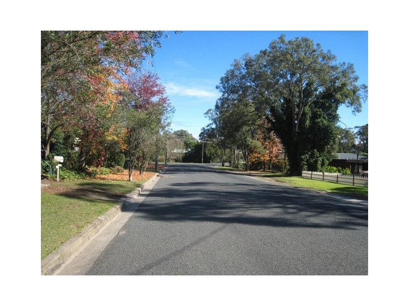 8 Rita Street, Thirlmere NSW 2572