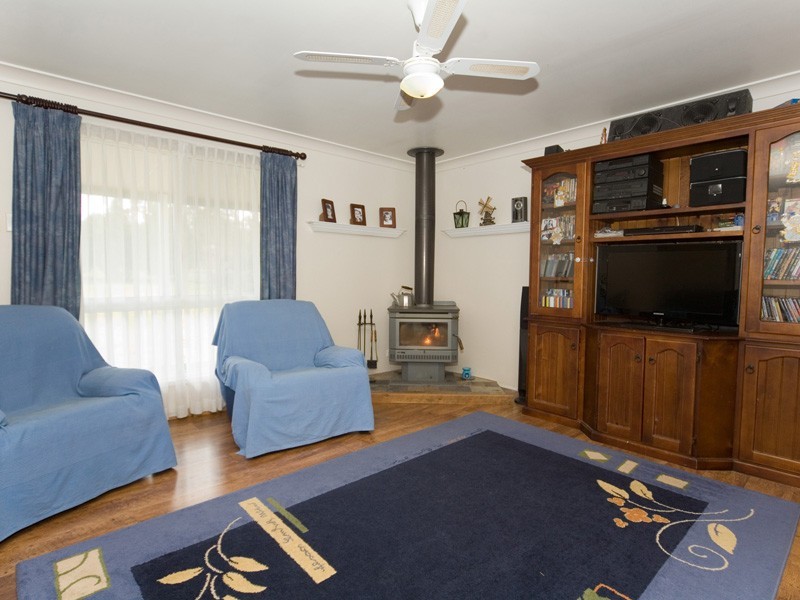 37 Hawthorne Rd, Bargo NSW 2574