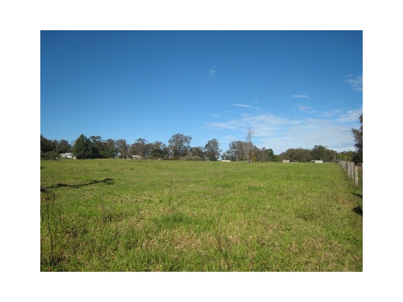 4 Kangaroo Road, Tahmoor NSW 2573