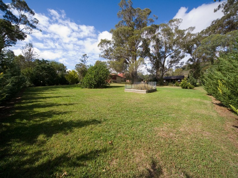 10 Jarvisfield Rd, Picton NSW 2571