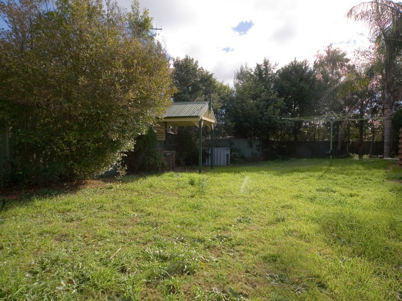 8 Garbutt Place, Oakdale NSW 2570