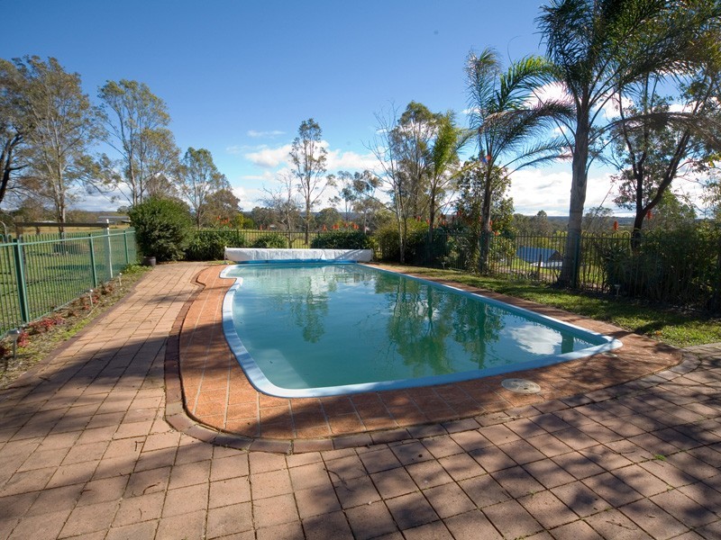 35 Innes Street, Thirlmere NSW 2572