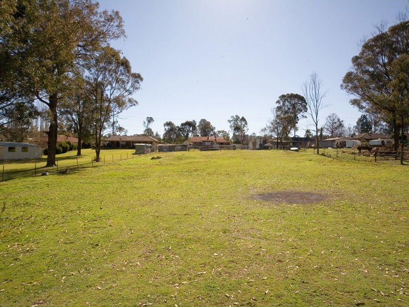 2411 Remembrance Drive, Picton NSW 2571