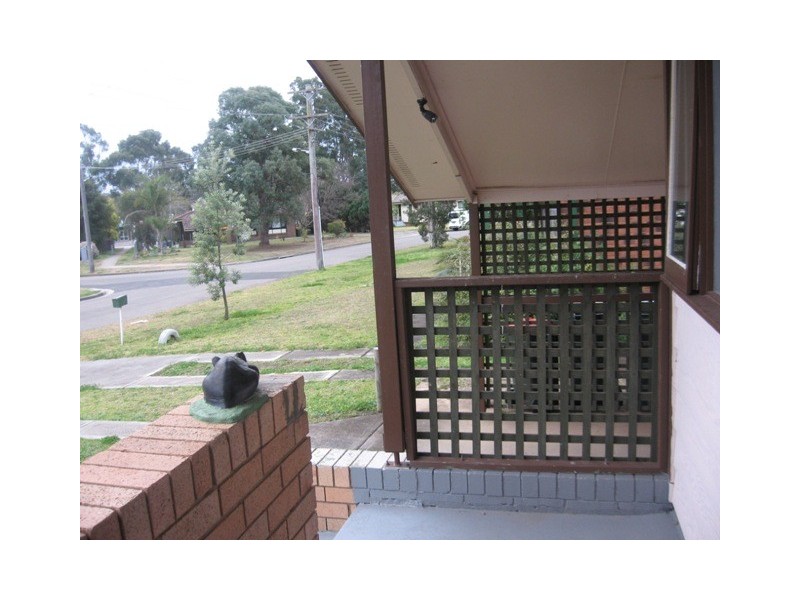 12 Litinna Avenue, Tahmoor NSW 2573