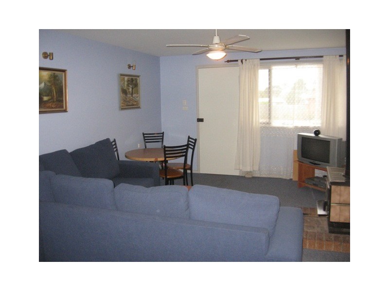 12 Litinna Avenue, Tahmoor NSW 2573