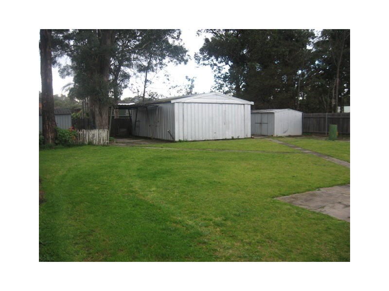 12 Litinna Avenue, Tahmoor NSW 2573