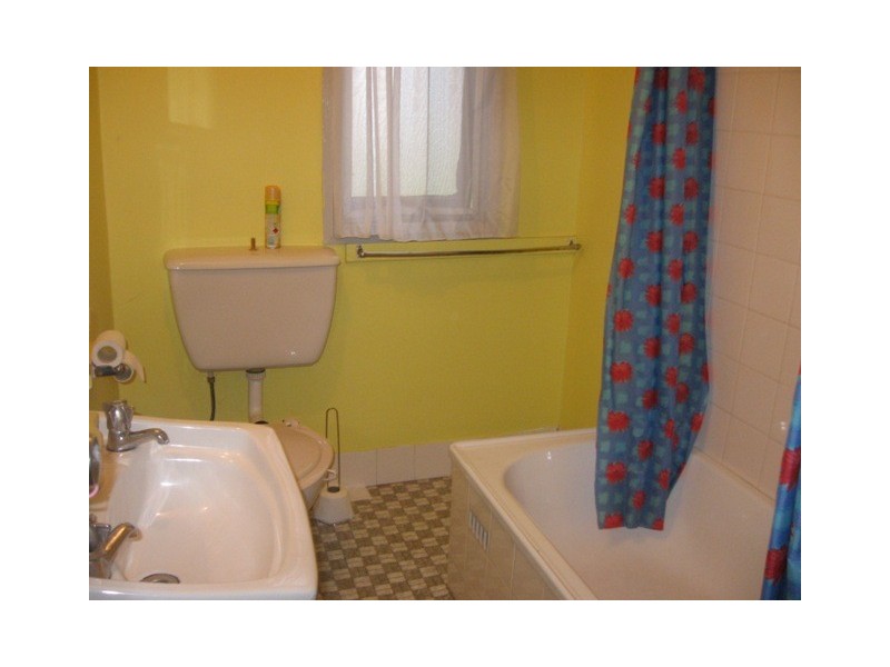 12 Litinna Avenue, Tahmoor NSW 2573