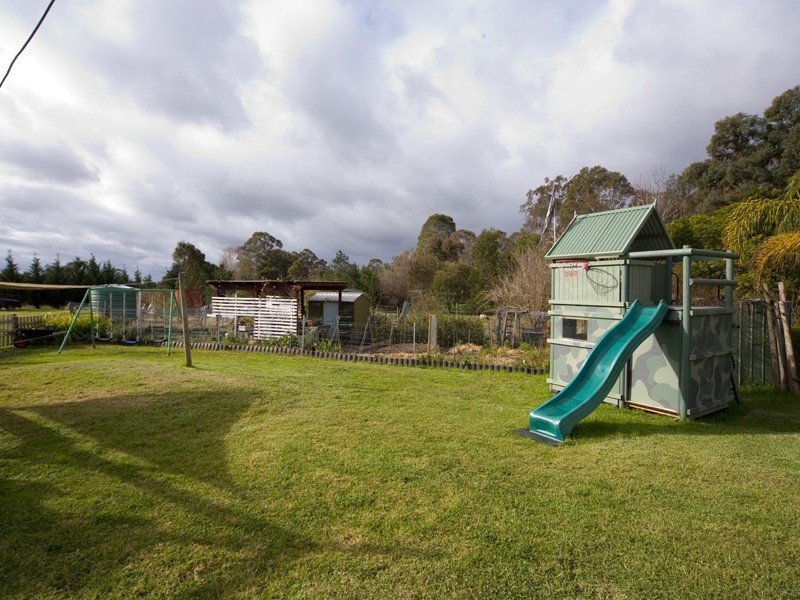 37 Hawthorne Road, Bargo NSW 2574