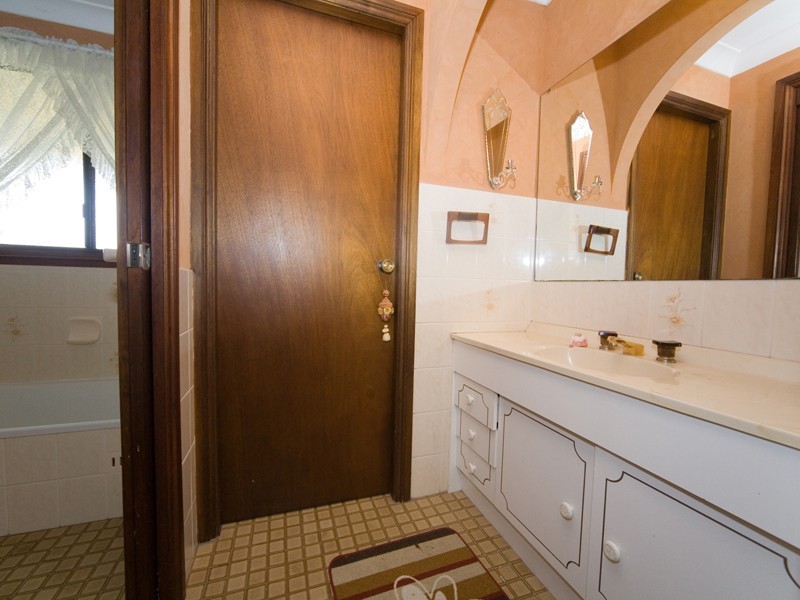 10 Jarvisfield Road, Picton NSW 2571