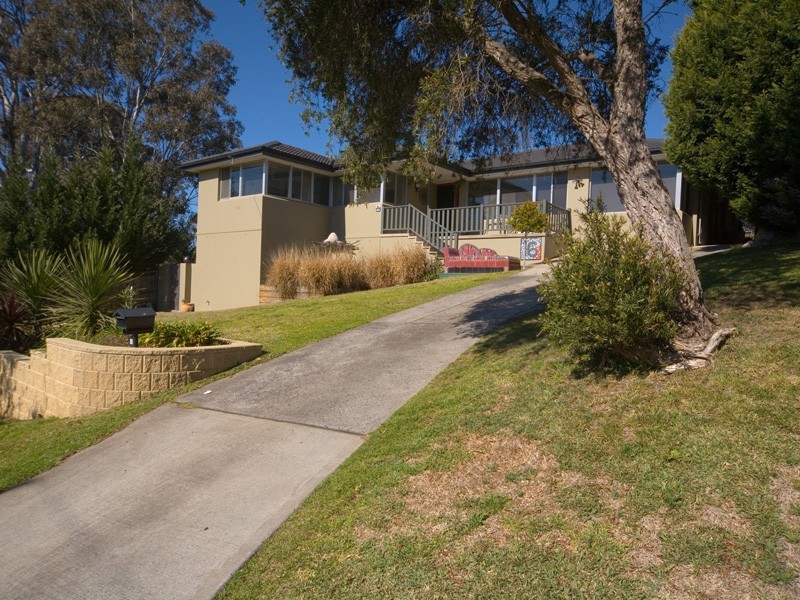 16 Heathcote Street, Picton NSW 2571