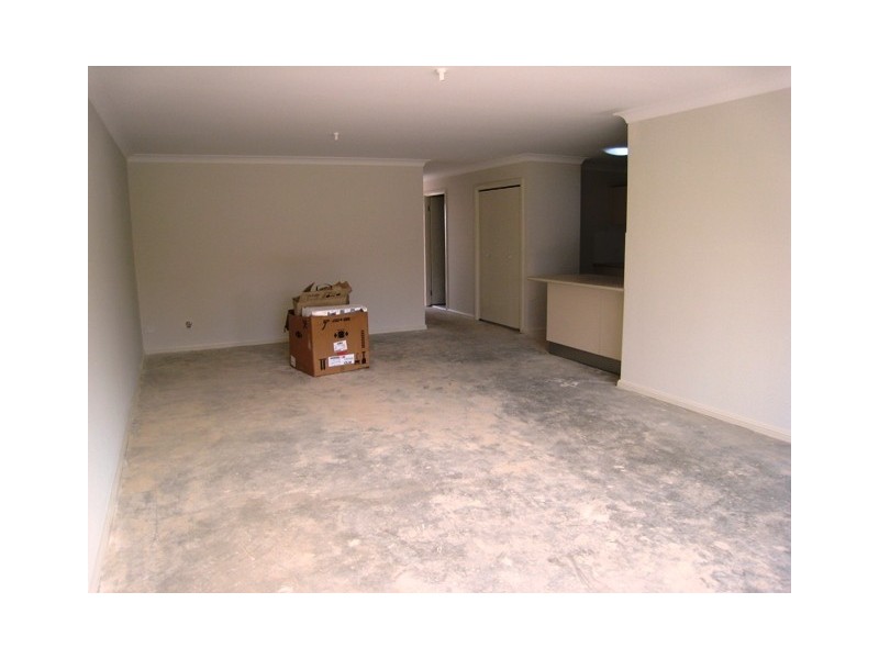 60 Railside Avenue, Bargo NSW 2574