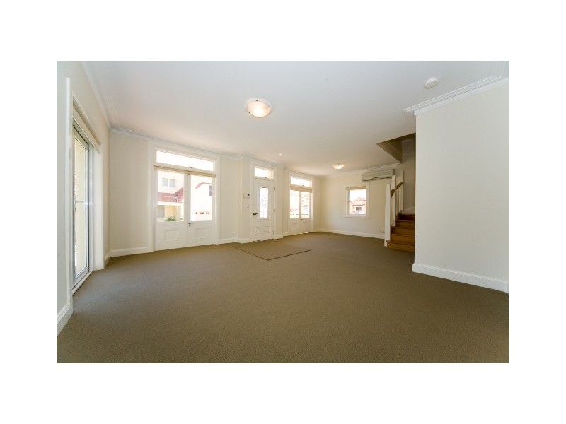 4/253-255 Argyle Street, Picton NSW 2571
