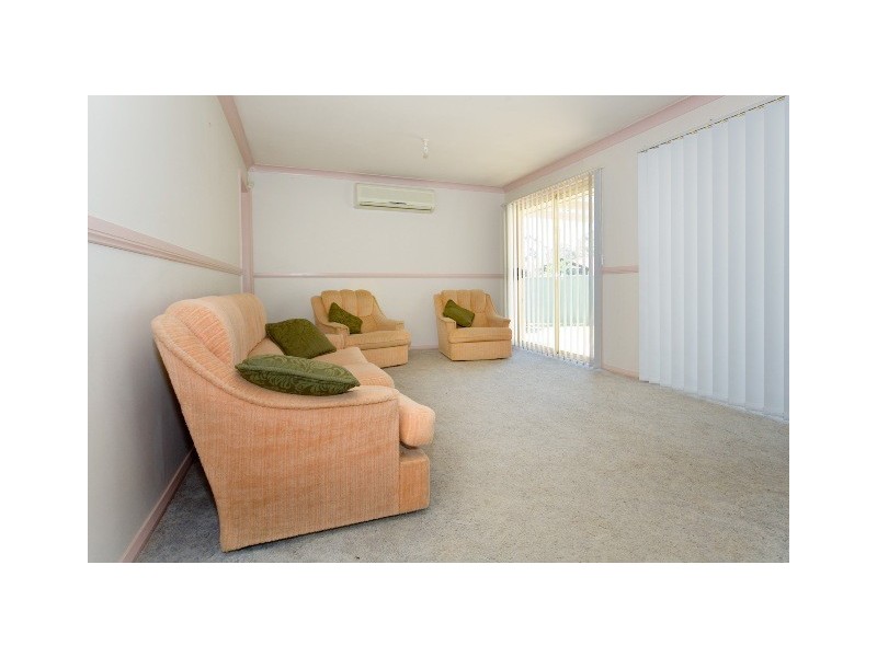 33B Westbourne Avenue, Thirlmere NSW 2572