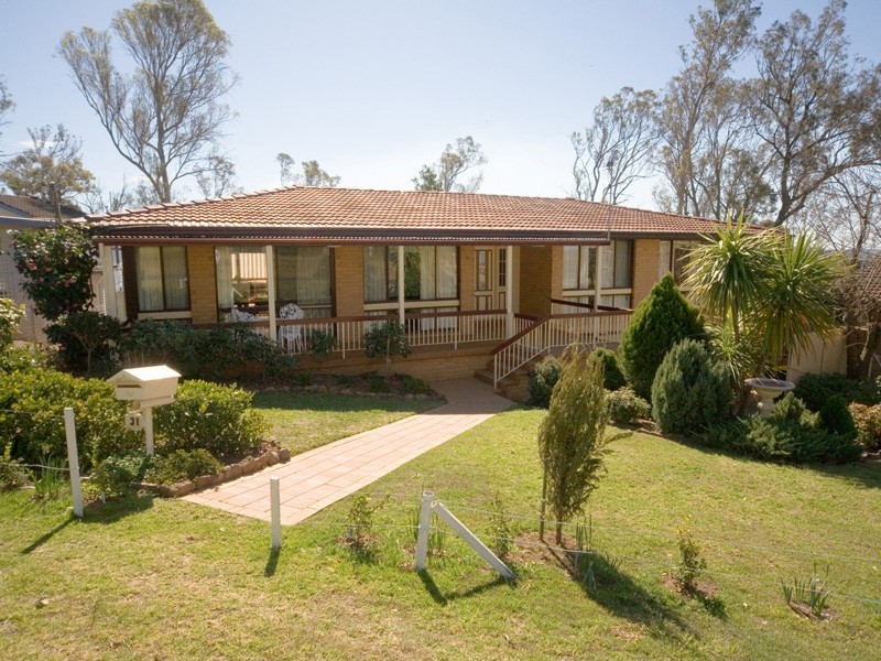 31 Struan Street, Tahmoor NSW 2573