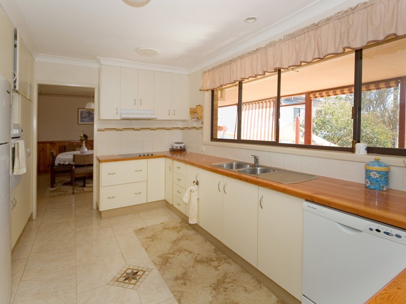 31 Struan Street, Tahmoor NSW 2573