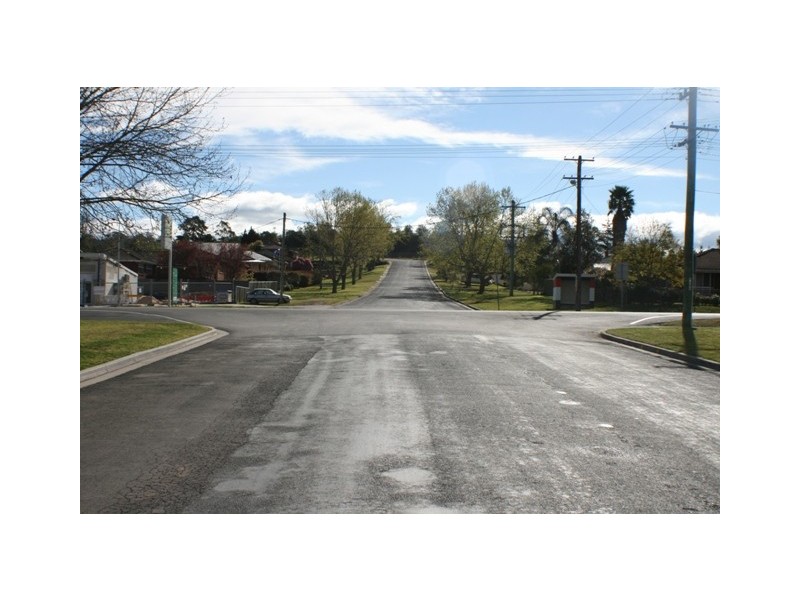 2 Hill Street, Picton NSW 2571