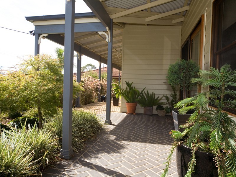 8 Chivers Place, Tahmoor NSW 2573