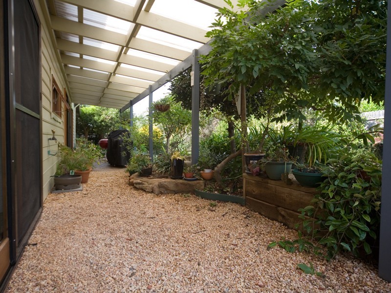 8 Chivers Place, Tahmoor NSW 2573