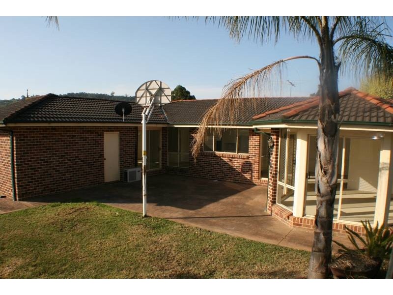10 Brialy Place, Picton NSW 2571