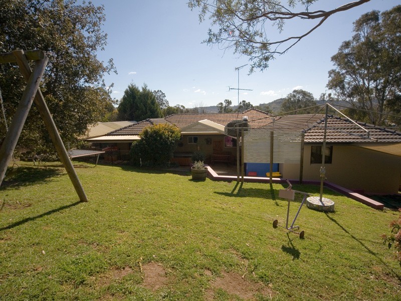 16 Heathcote Street, Picton NSW 2571