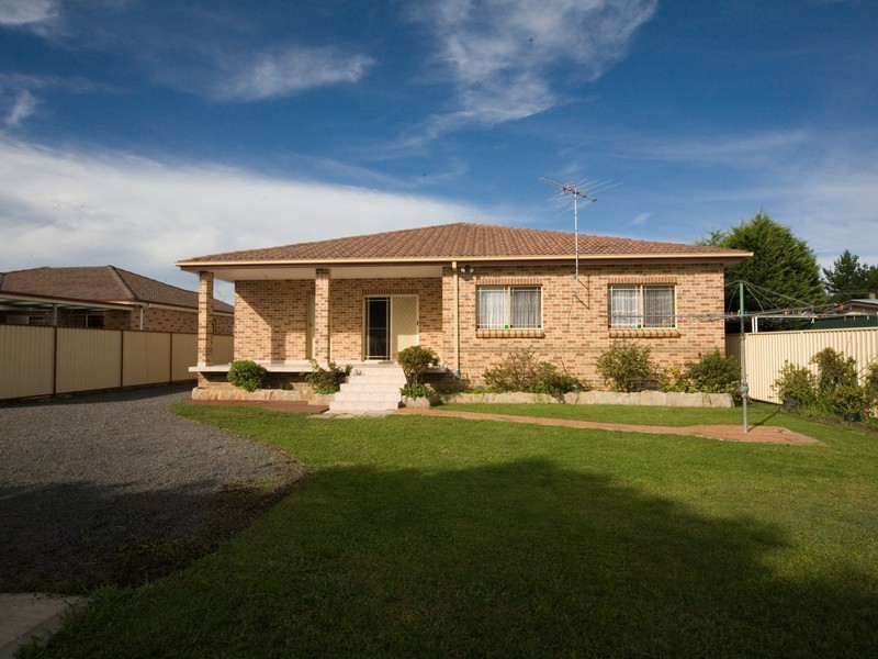 42 Dutton Road, Buxton NSW 2571