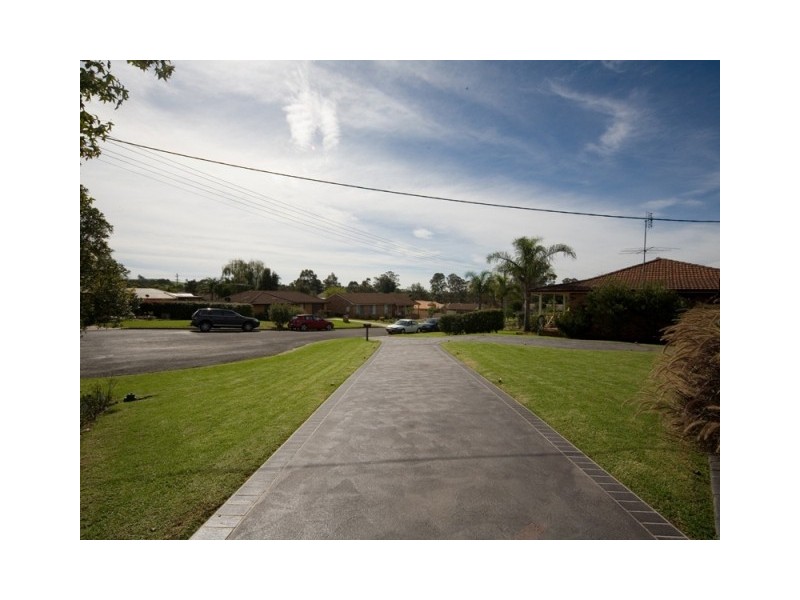 8 Chivers Place, Tahmoor NSW 2573