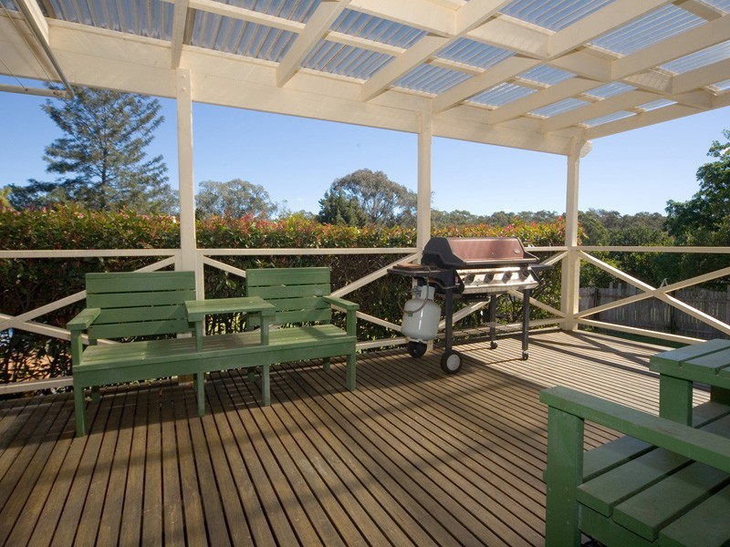 17 Victoria Road, Thirlmere NSW 2572