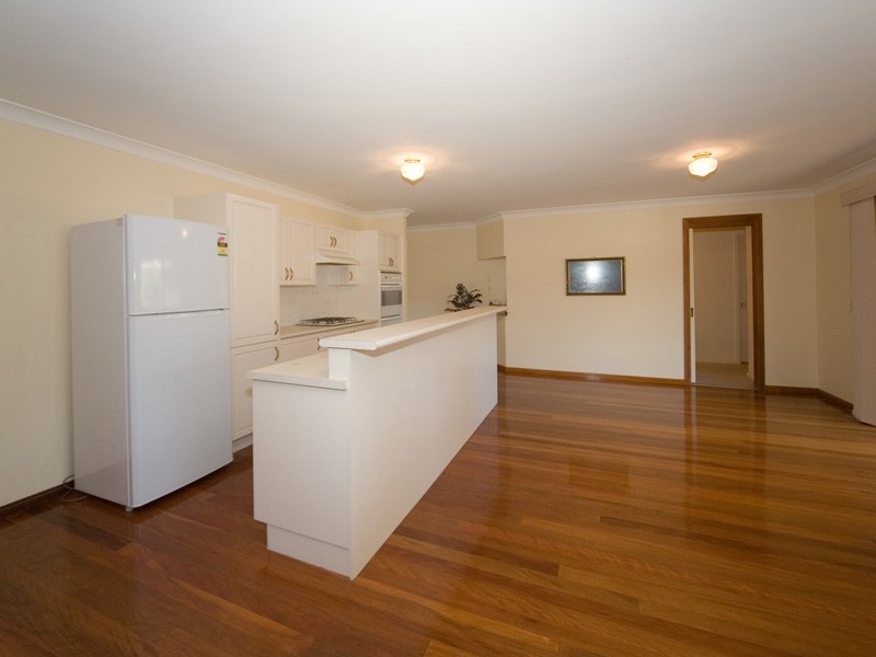 17 Victoria Road, Thirlmere NSW 2572