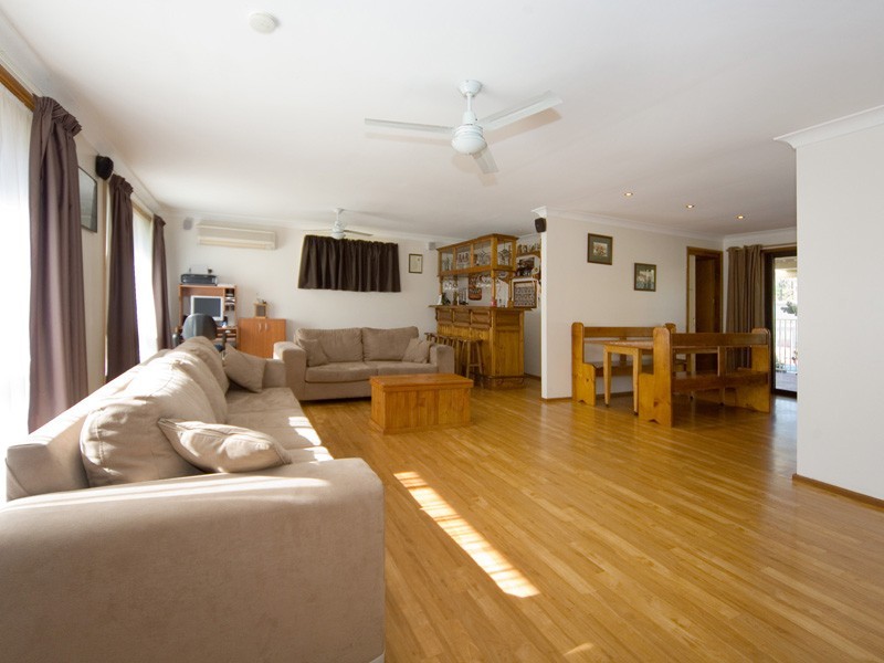 2411 Remembrance Drive, Picton NSW 2571