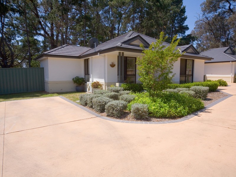 4/14 Milne Street, Tahmoor NSW 2573